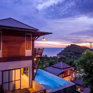 Puteri Lanta Family Ko Lanta